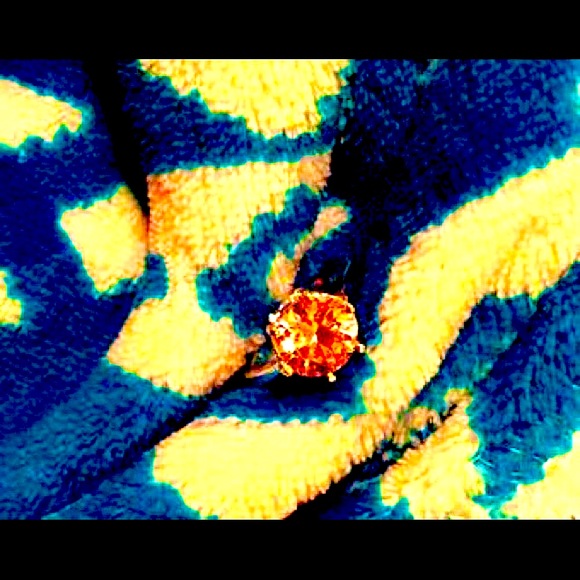 Simulated morganite ring, sterling silver, sizes eight and seven :
U pick - Picture 12 of 14